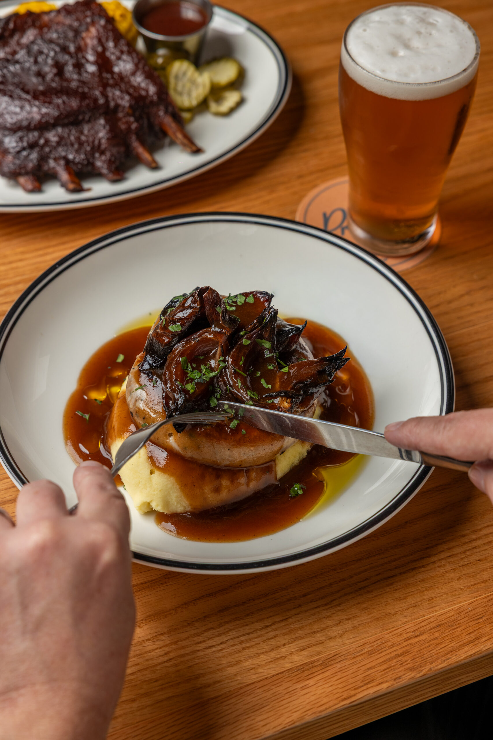 SAUSAGE & MASH