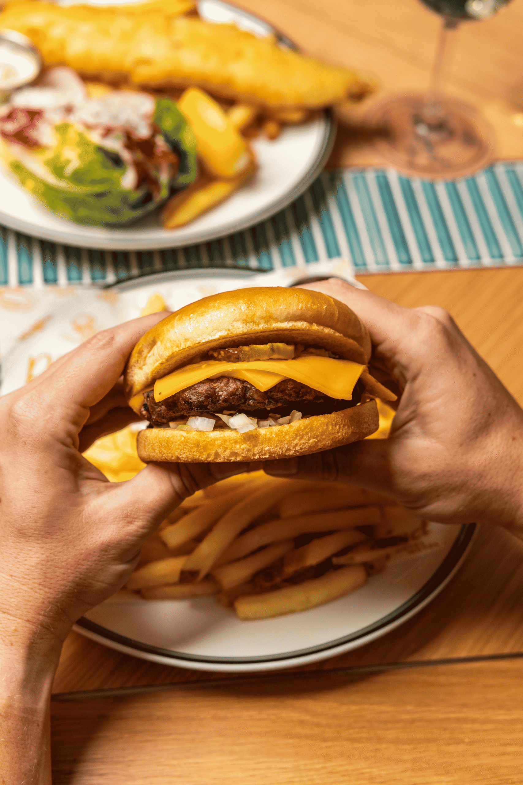 Classic Cheeseburger
